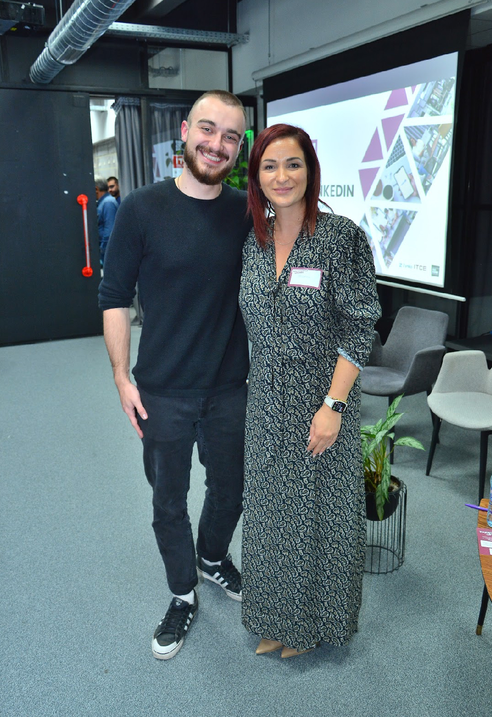 linkedin - хората отвъд linkedIN